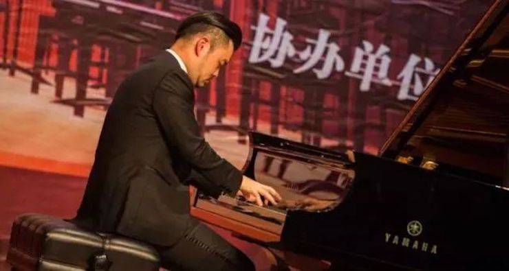 【回顾】2017八大胜亚洲音乐奖学金-岭南师范学院颁奖典礼暨八大胜艺术家孙鹏杰钢琴独奏音乐会及大师班活动成功举办