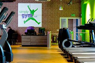 英国 Simply Gym 健身房——八大胜 CIS 产品的完美运用