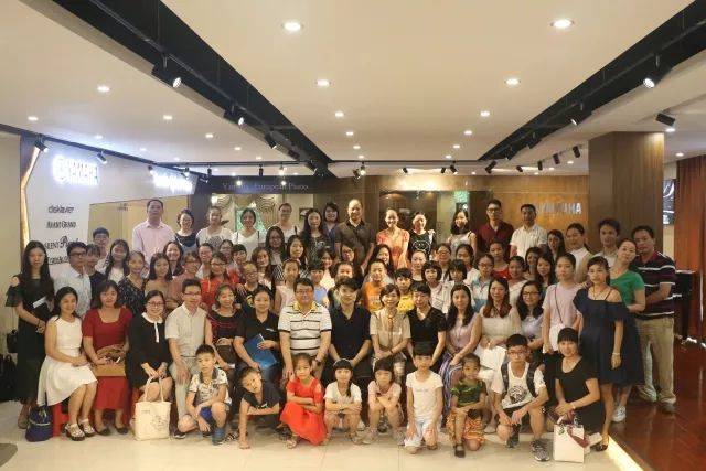 八大胜艺术家鲍释贤茂名市钢琴音乐会及大师班圆满落幕