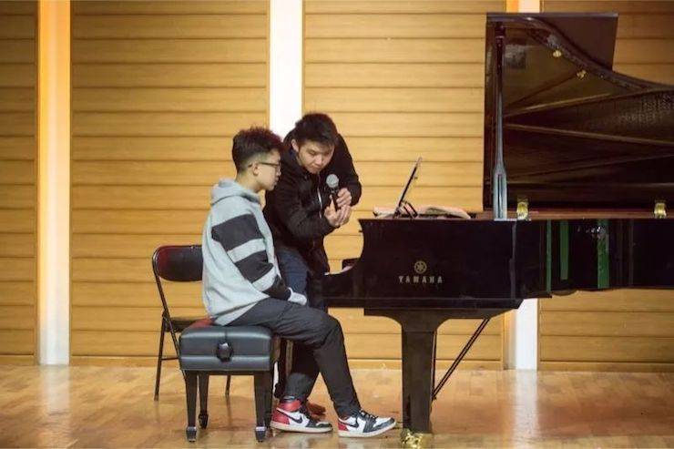 【精彩回顾】2018八大胜亚洲音乐奖学金吉林艺术学院颁仪式--暨八大胜艺术家鲍释贤钢琴独奏音乐会及大师班圆满结束
