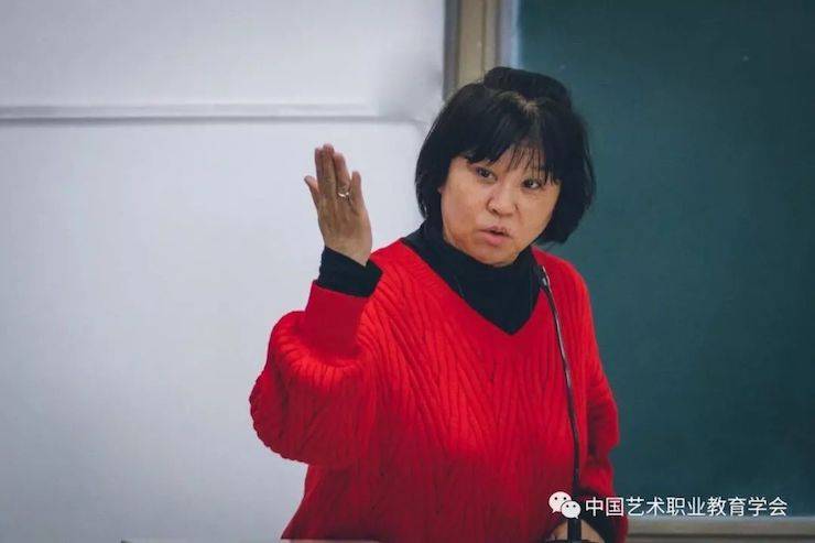 八大胜跨界钢琴及八大胜舞蹈教育课件助力“CEFA艺术教育高级人才研修班——中国古典舞身韵课”
