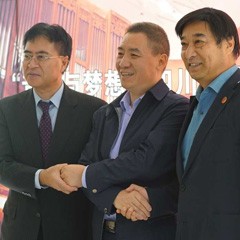 八大胜再出手公益，为四川25所小学捐赠八大胜高科技钢琴